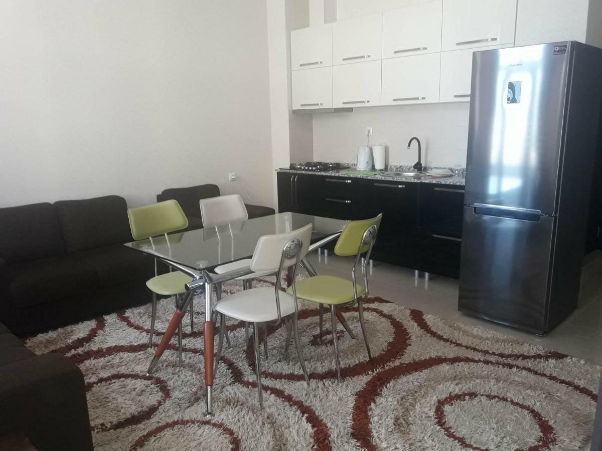 Apartament In The Centre Batumi Eksteriør billede